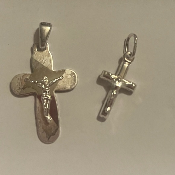 Jewelry - Silver Cross Pendant Set